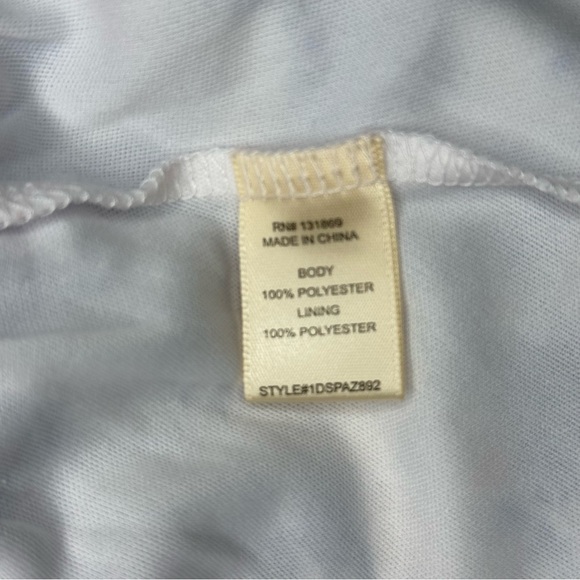 🌸 Thirty Thirty Blue Floral Smocked Blouse | S | NWOT - Picture 7 of 7